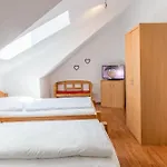 Διαμέρισμα Haus Malaga 6 *